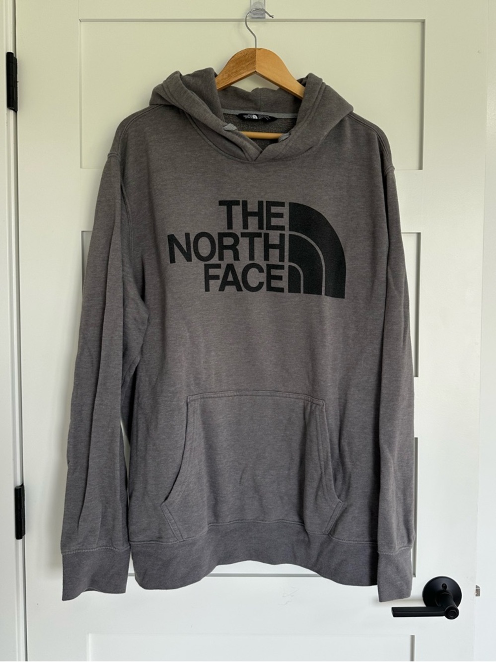North Face Men's Dark Gray Logo Hoodie Size XXL